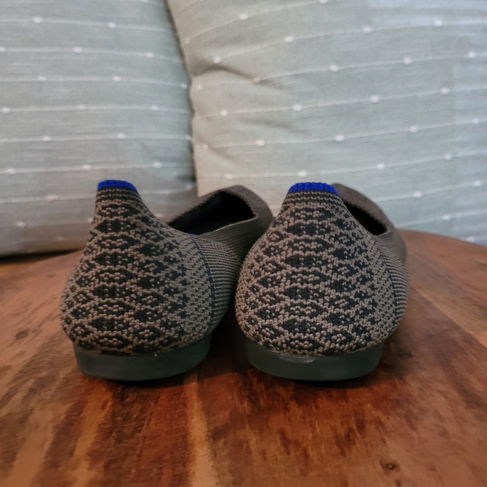 Rothys Retired Walnut Python Point Flats Sz 7 - image 4